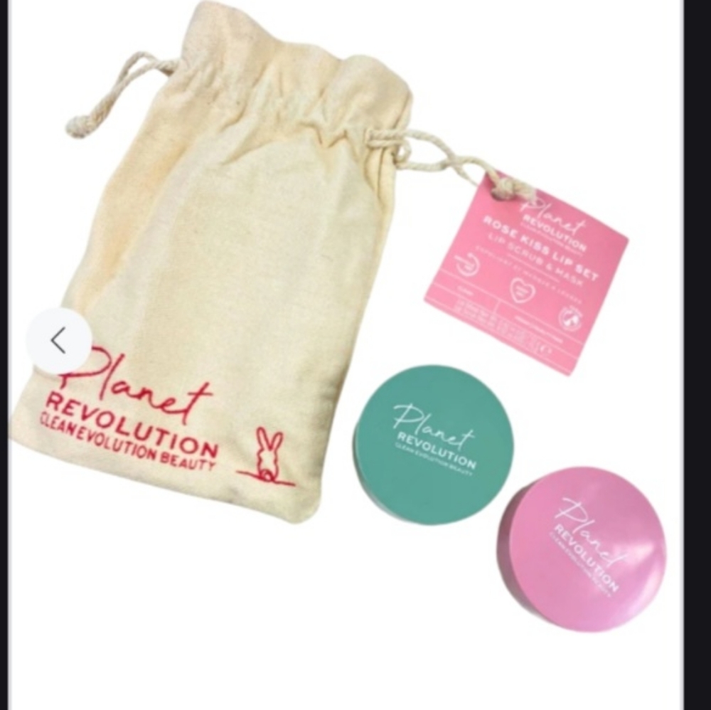 Planet Revolution Lip Set